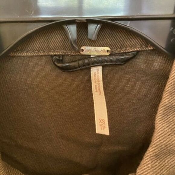 Free People Olive Green Denim Jacket Black Faux Leather Sleeves Women's Size XS - Picture 5 of 9